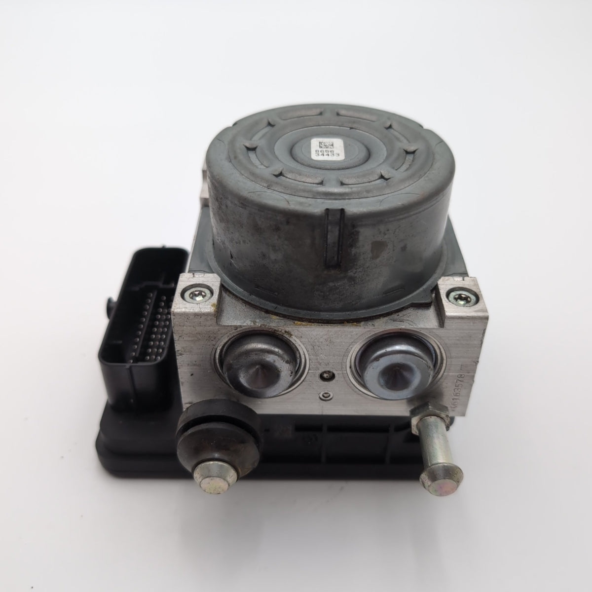 2014 2015 2016 Mitsubishi ABS Anti Lock Brake Pump Control Unit 4670A966