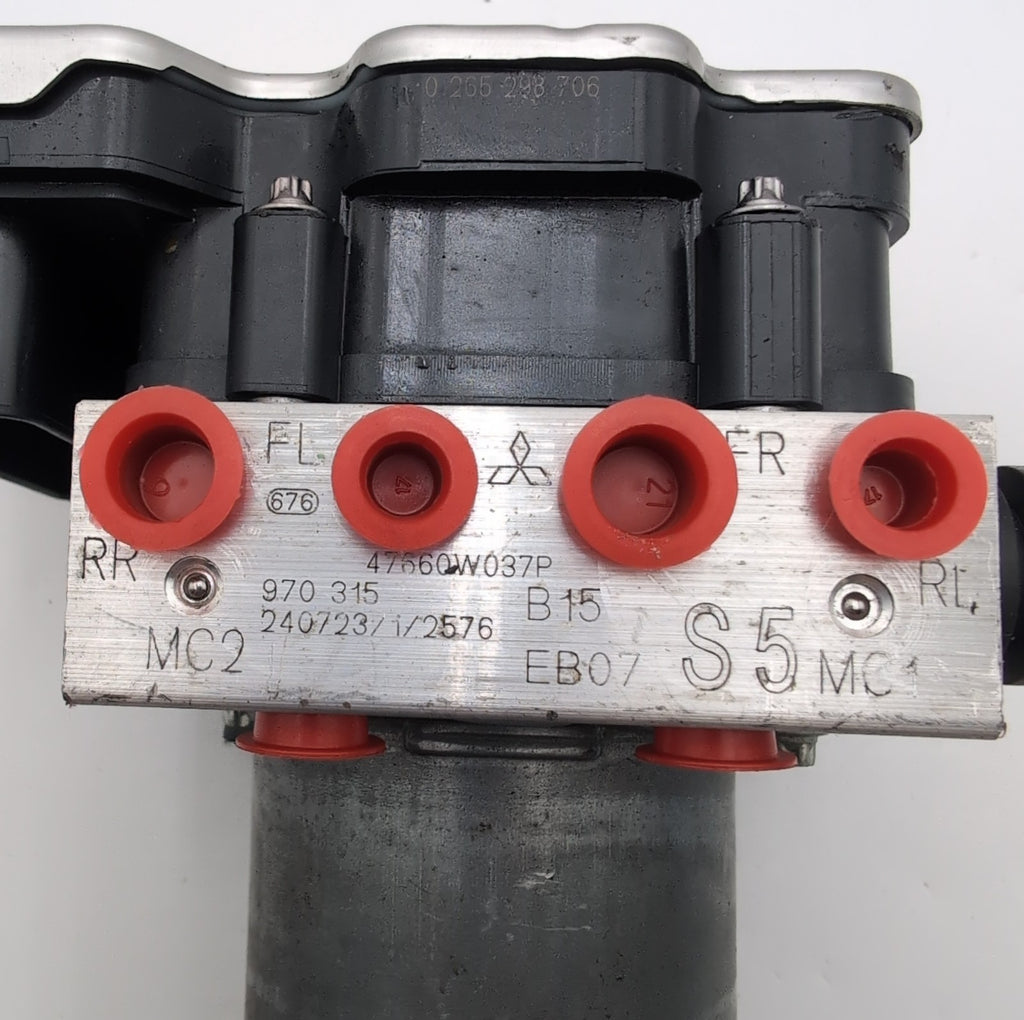 2022- 2025 Mitsubishi Outlander 2.5L ABS Anti Lock Brake Pump 47660W037P