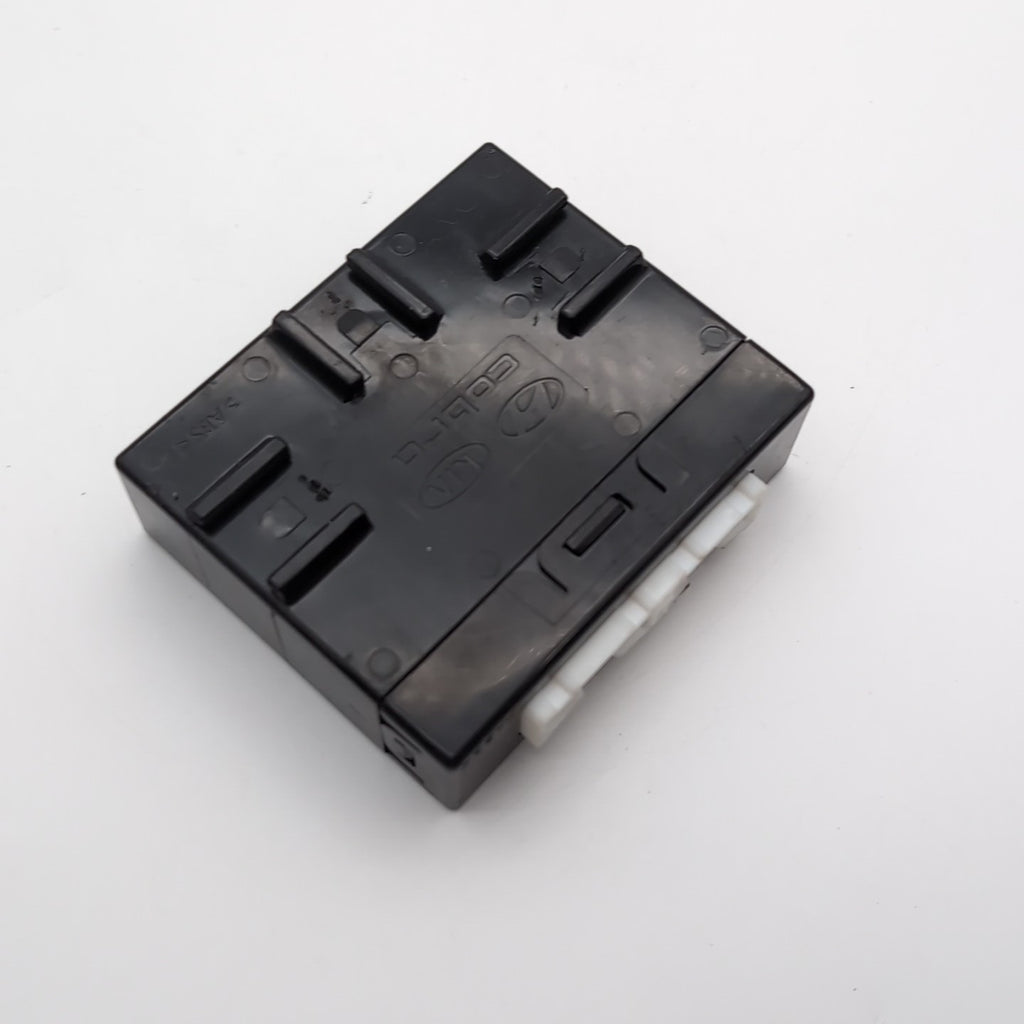 2011 2012 2013 Hyundai Equus Rear Parking Assist Control Module 95700-3N000
