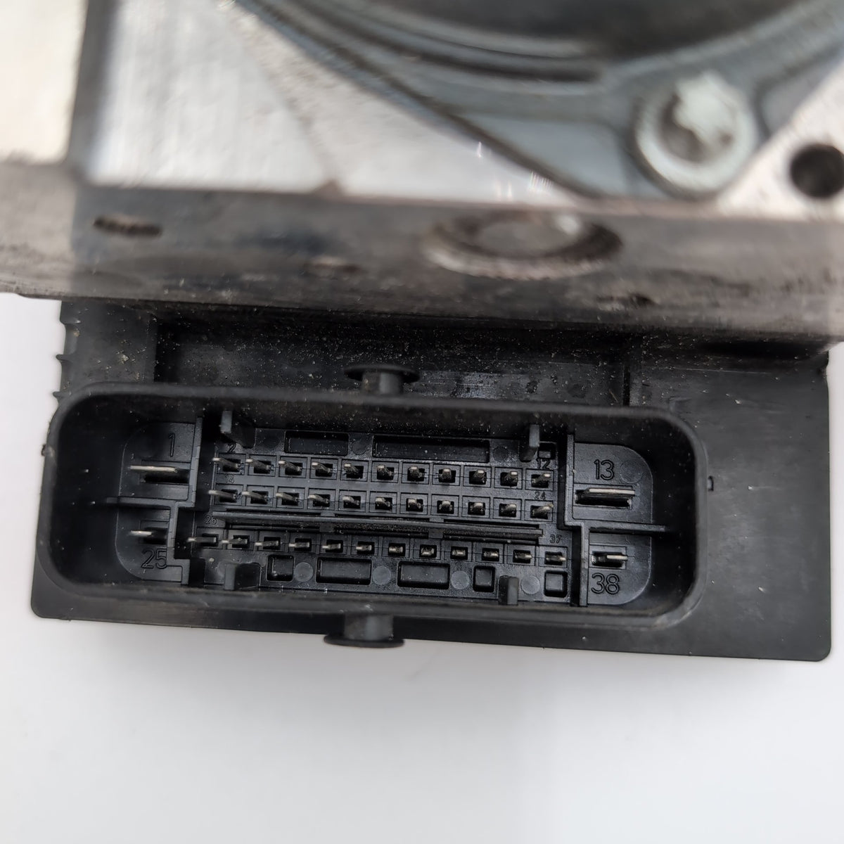 2012 - 2016 Mercedes E350 W212 ABS Anti Loc Brake Pump Control Unit A2124313512