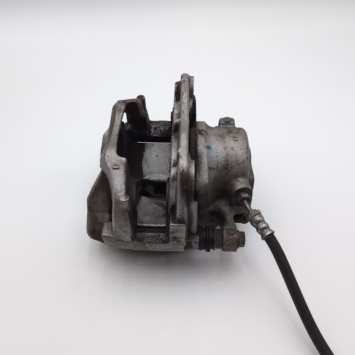 2019 - 2024 BMW G20 G01 330i X3 Front Left Brake Caliper OEM 53389A