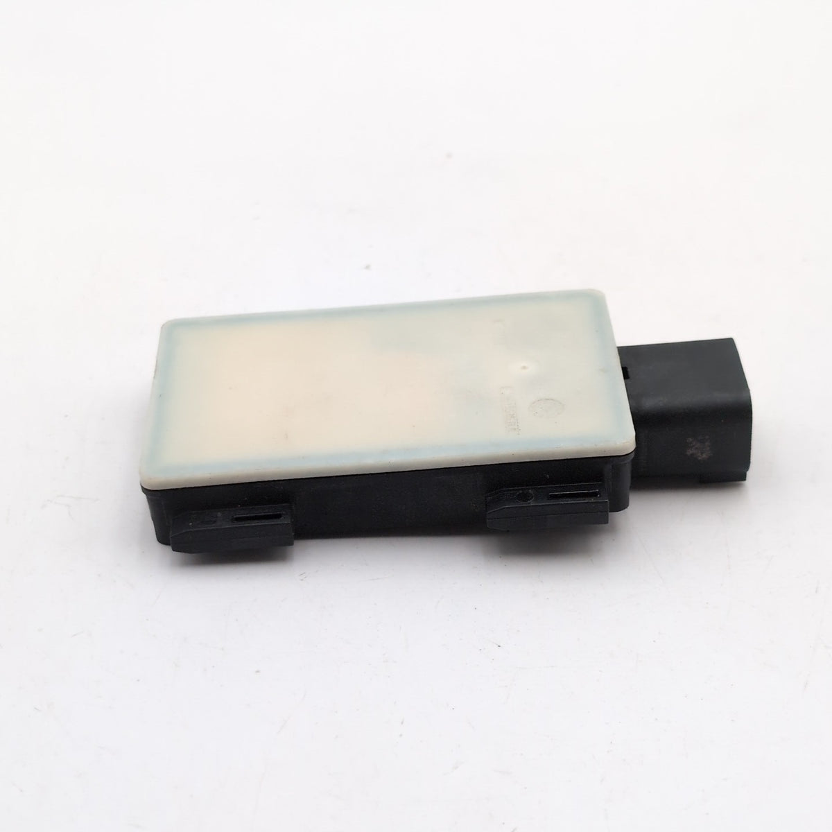 2021- 2024 Kia Sorento Rear Left Blind Spot Radar Distance Sensor 99140-P2100