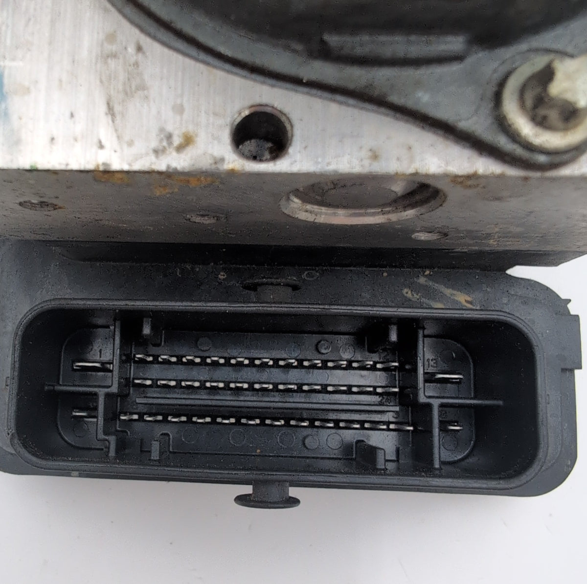 2015 2016 Nissan Rogue ABS Anti-Lock Brake Pump Control Unit 476605HA0A