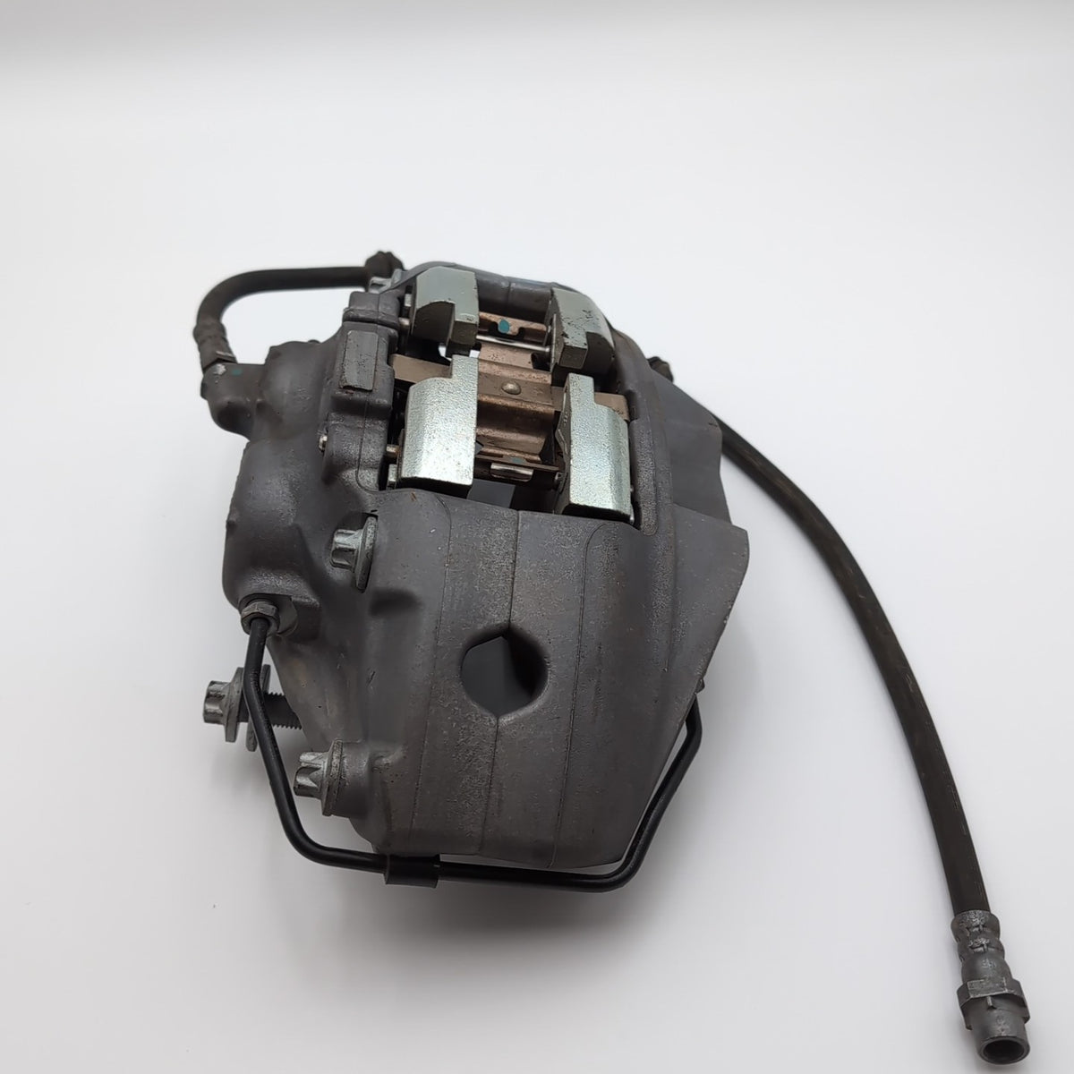 2022 2023 2024 BMW IX I20 Front Right Brake Caliper Brembo 6885622