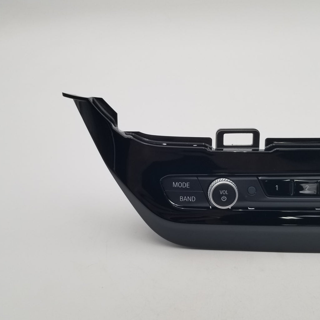 BMW X3 X4 X3M X4M Center Console Radio Stereo Control Trim Panel 2022 2023 OEM