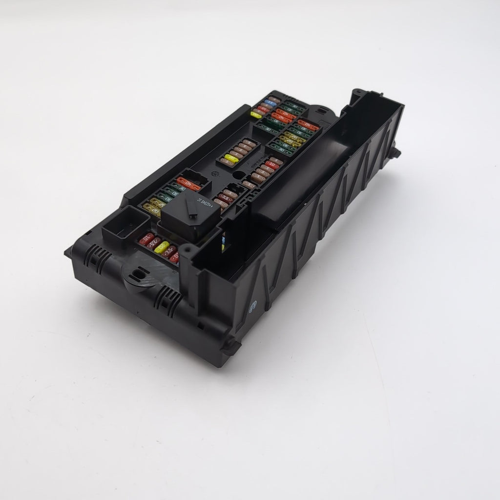 2011- 2016 BMW M5 550i 535i 528i BCM Body Control Module Fuse Box 9252815 OEM