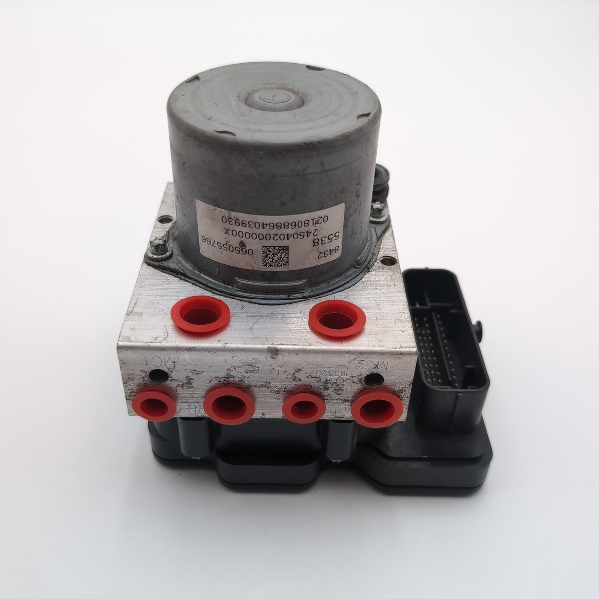 2018 Chevrolet Malibu 1.5L ABS Anti Lock Brake Pump 84325538