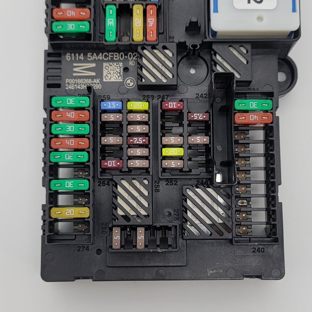 2024 BMW 330i 230I G42 G20 REAR POWER DISTRIBUTION FUSE Box 6114 5A4CFB0 - 02