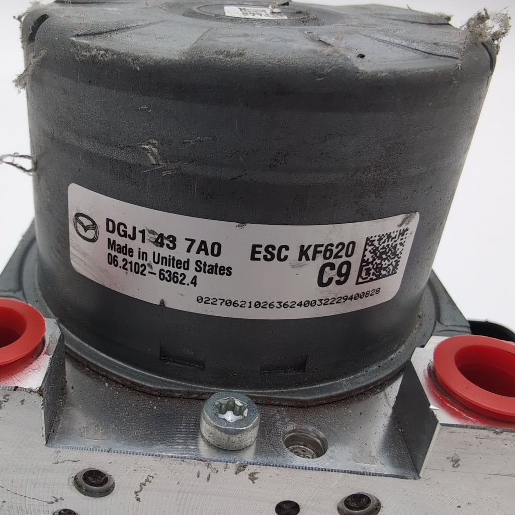 2020 2021 2022 2023 Mazda CX30 2.5L ABS Anti Lock Brake Pump DGJ1437A0