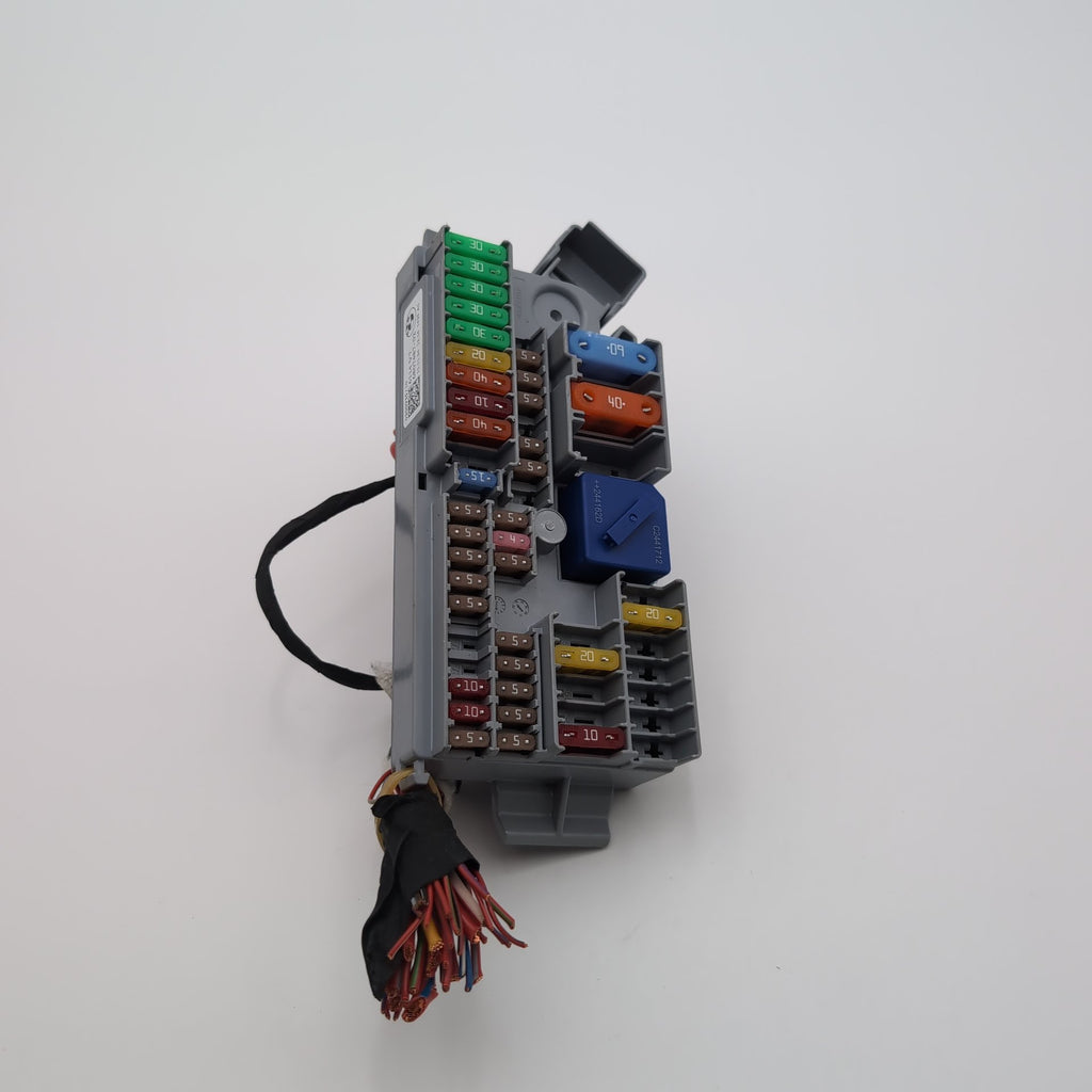 2019 - 2026 BMW X5 X6 X7 XM G20 G26 G42 G87 M3 Front Power Distribution Fuse Box