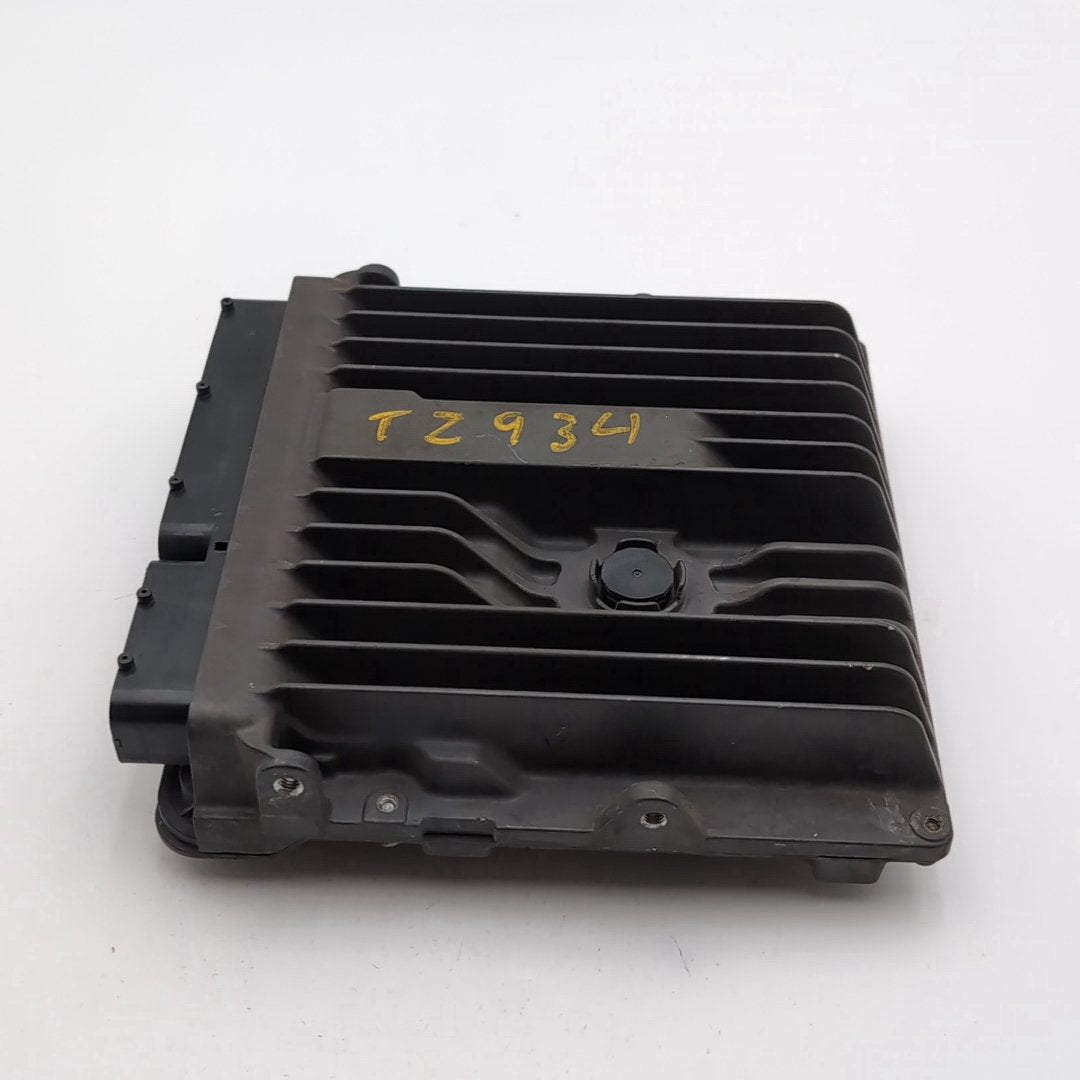 2017 Toyota Sienna 3.5L AWD Engine Computer Control Module ECU 89661-08444