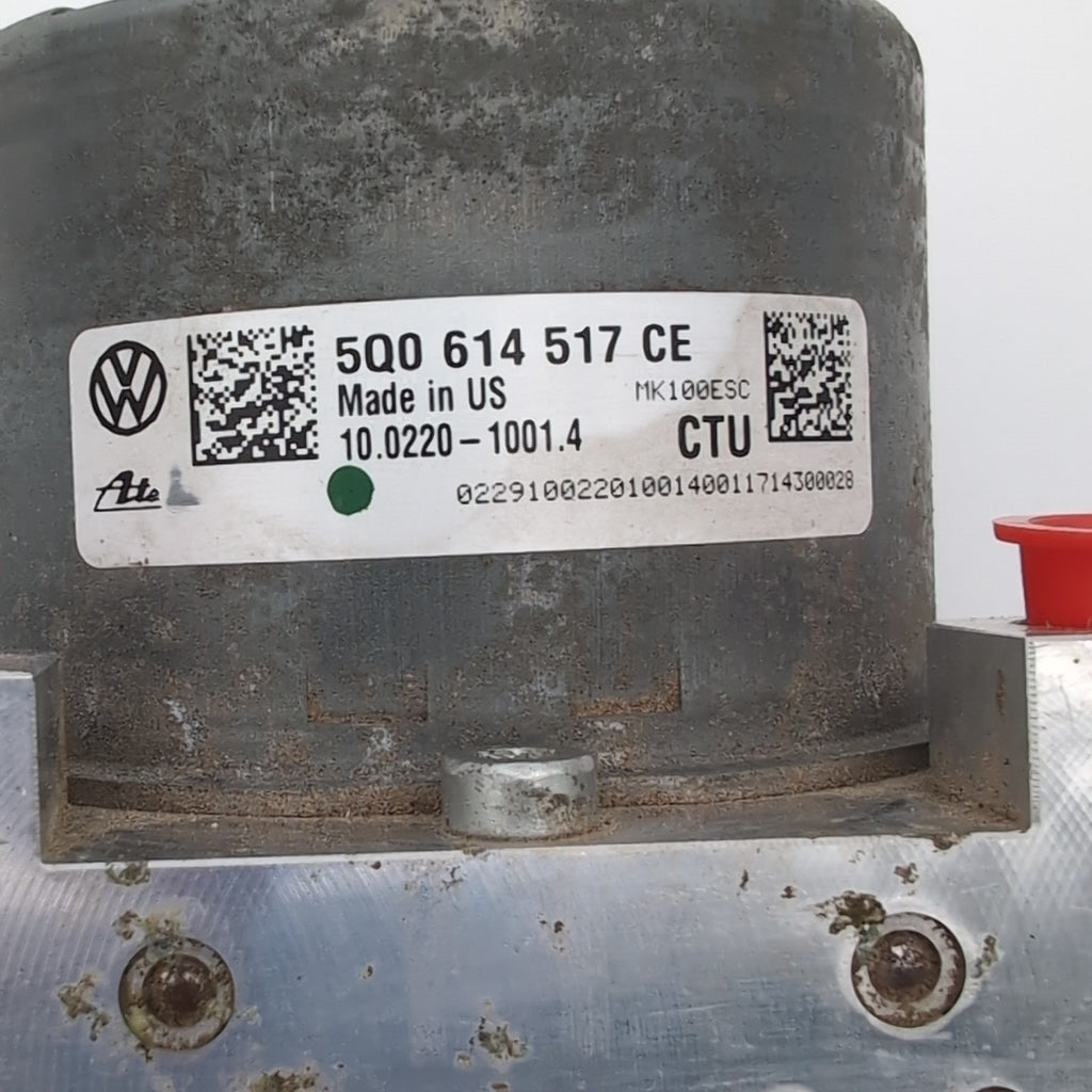 2018 Volkswagen Tiguan ABS Anti Lock Brake Pump Control Unit OEM 5Q0614517CE