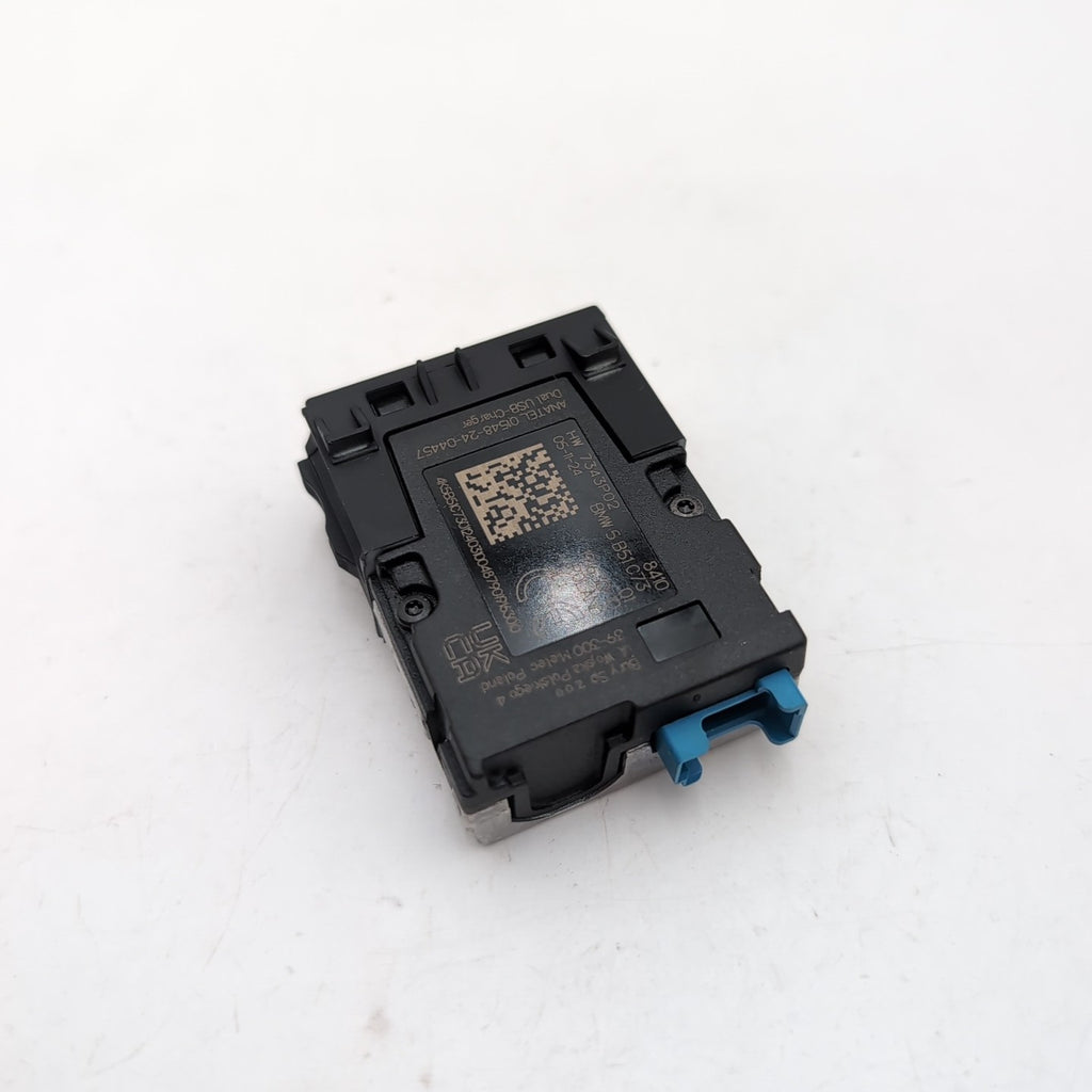 2025 2026 BMW 540i 530i 550e i5 M5 X3 G45 Dual Socket USB Port 5B51C73