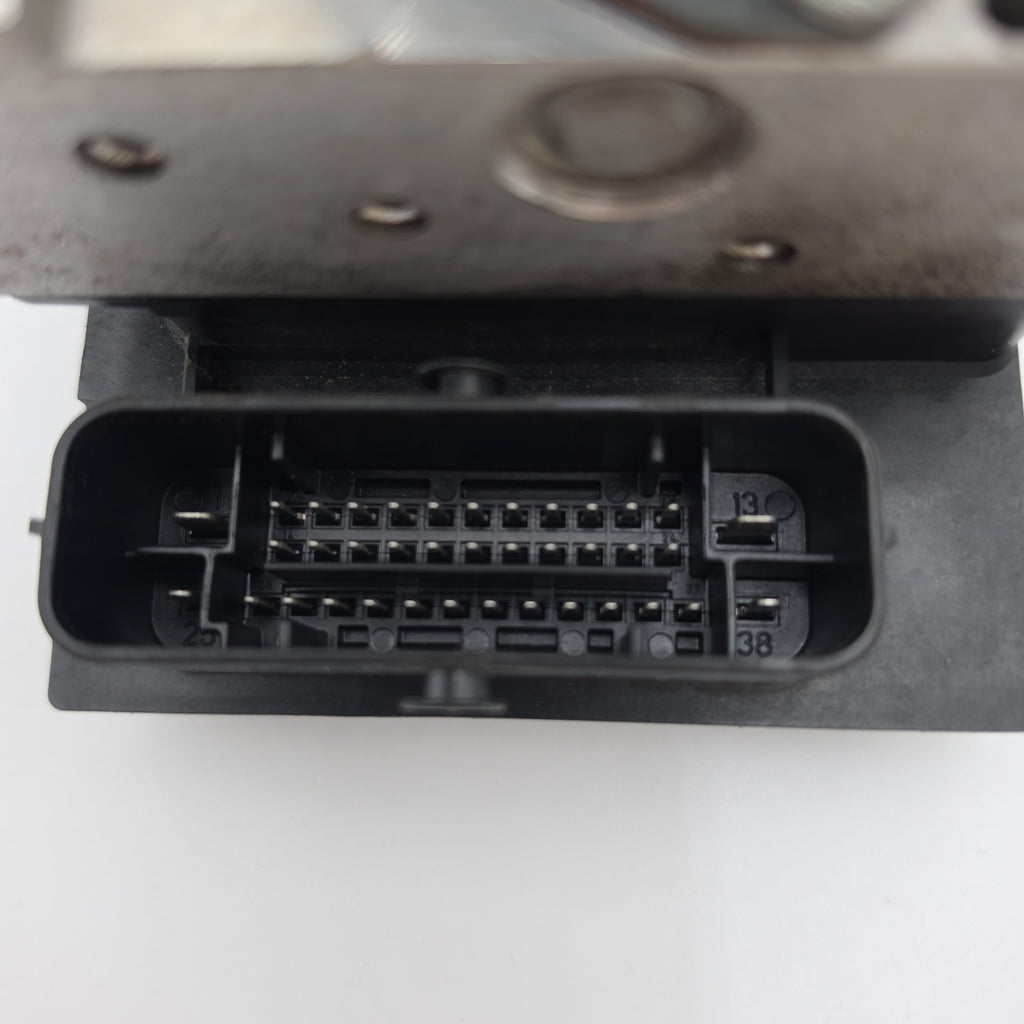 2013 2014 Nissan NV200 ABS Anti Lock Brake Pump 476603LM0A