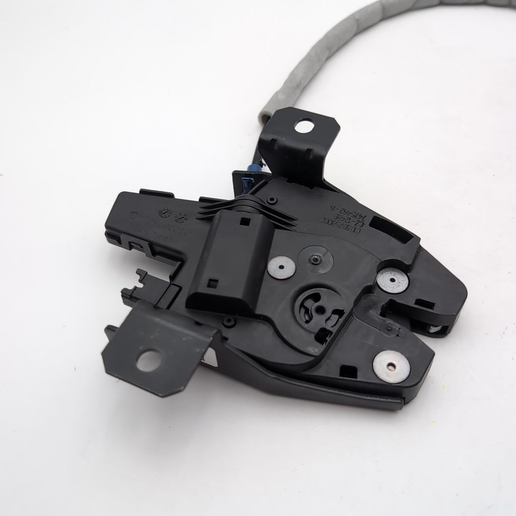 2023- 2026 BMW X7 G07 RIGHT TAILGATE TRUNK LID LATCH LOCK ACTUATOR MOTOR