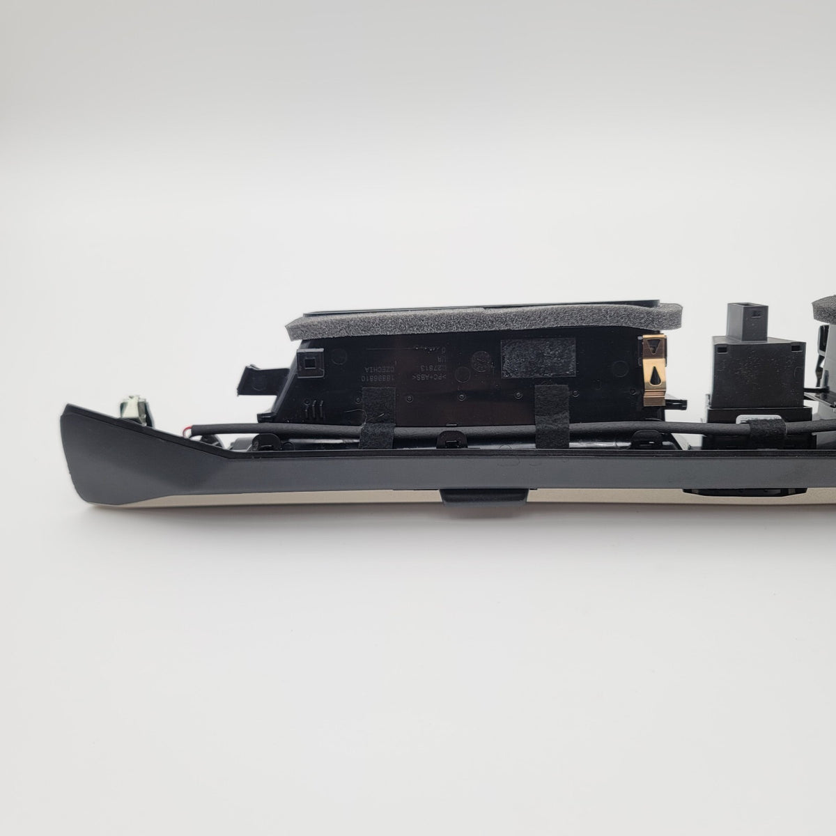 2021 - 2025 BMW iX I20 Front Dashboard Instrument Panel Air Vent 9490661