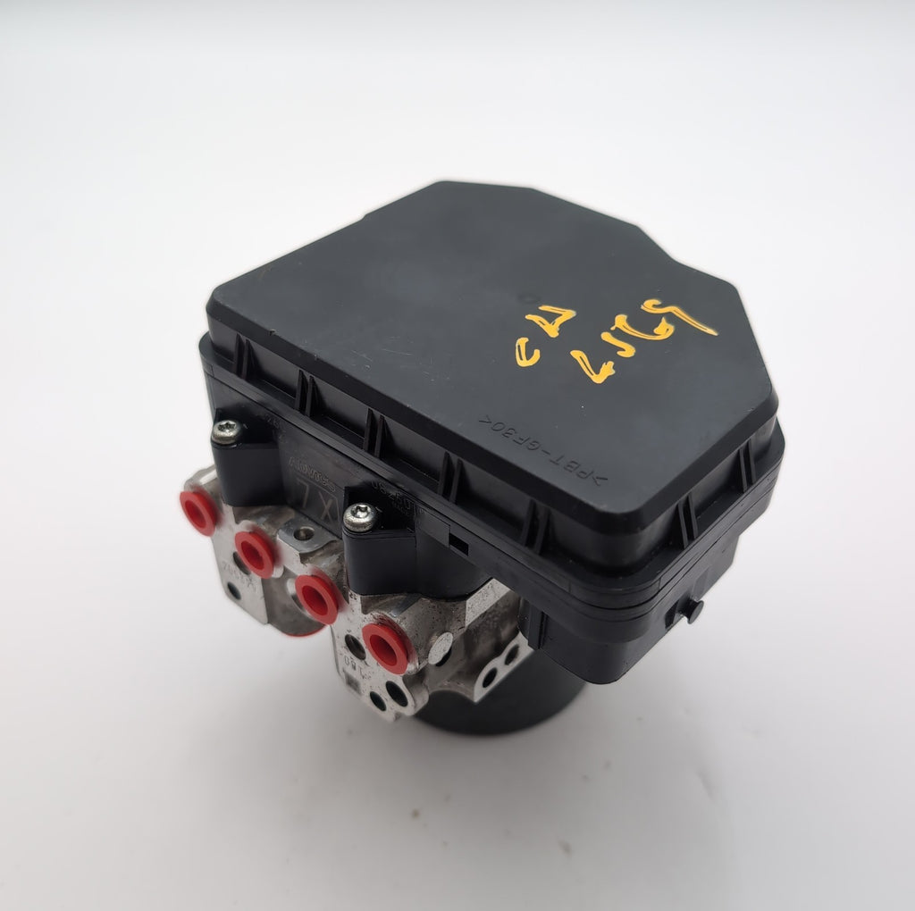 2017 Toyota Sienna 3.5L ABS Anti-Lock Brake Pump Control Unit 44540-08260
