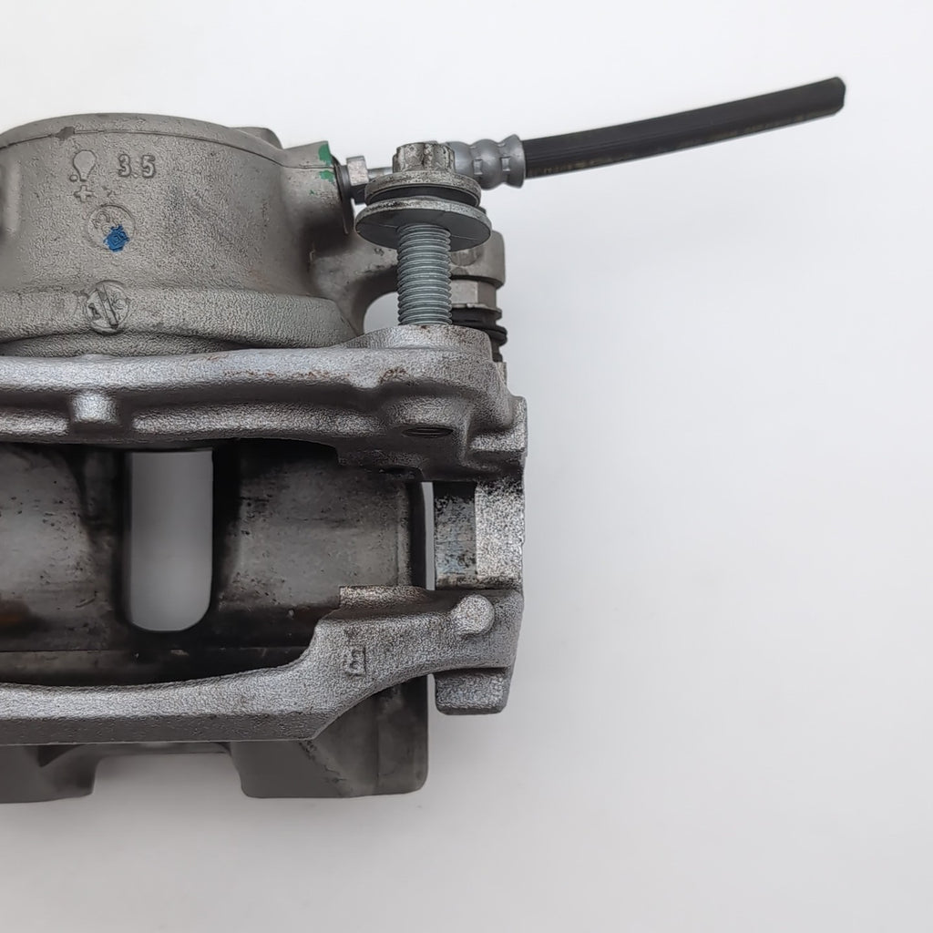 2019 - 2024 BMW G20 G01 330i X3 Front Left Brake Caliper OEM 53389A