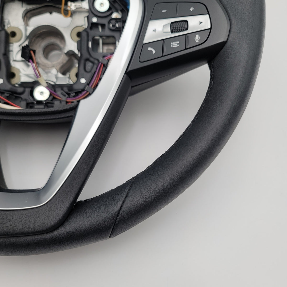 2019- 2024 BMW X5 G05 DRIVER STEERING WHEEL W/ ASSIST & CONTROLS W/ PADDLE