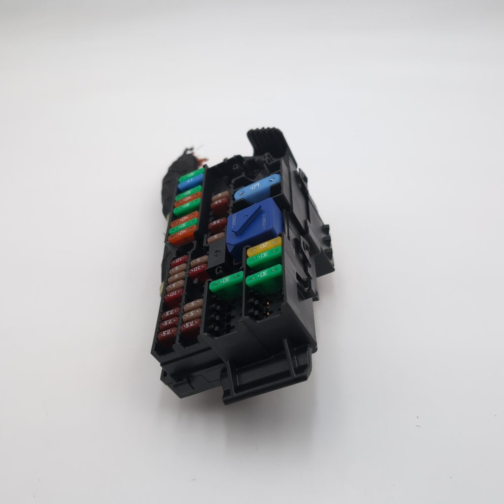2022 - 2026 BMW 228i F74 X1 X2 iX B+ Positive Power Distribution Fuse Relay Box