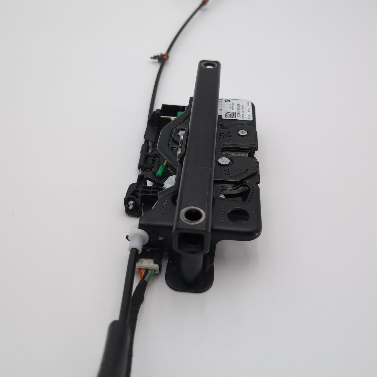2023 - 2025 BMW i4 G26 Rear Trunk Lid Liftgate Latch Actuator Assembly 9851910