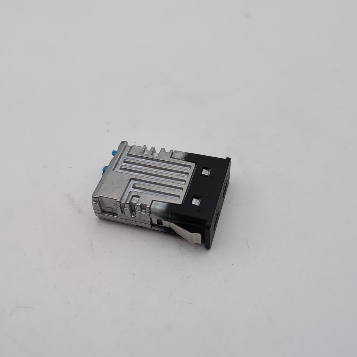 2019 - 2026 BMW G20 G26 G80 G22 G82 M3 M4 Dual USB Type C Charging Port 5A84160