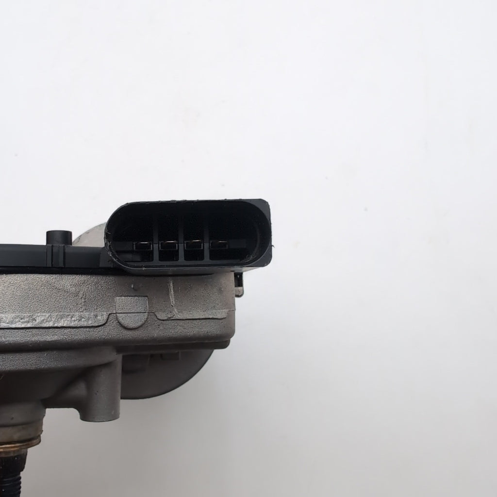 2021- 2025 BMW X1 X2 X3 M35 Front Windshield Wiper Motor OEM 0390243671