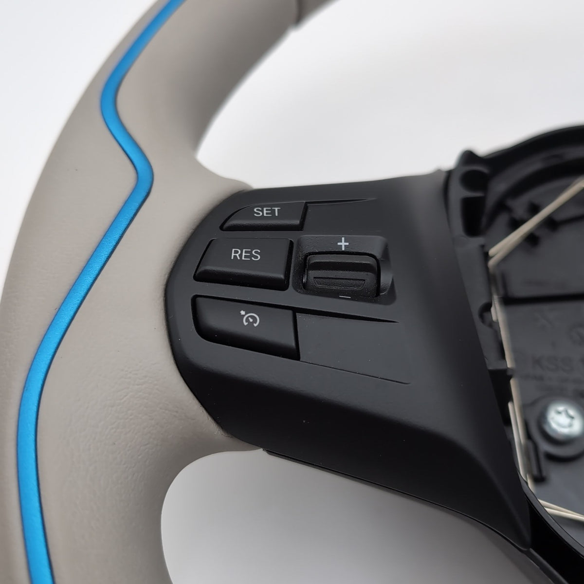 2014- 2021 BMW i3 I01 Steering Wheel with Cruise Radio Phone Switch 6870160