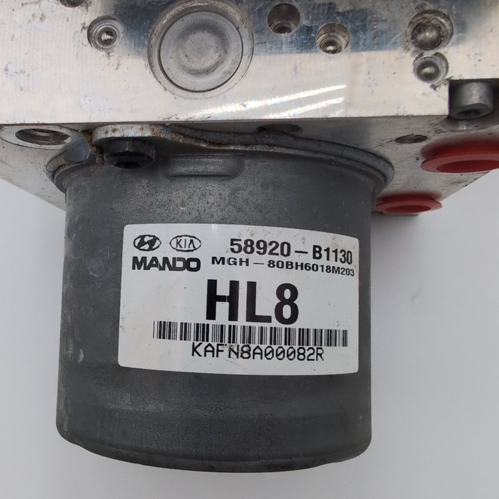 2015 2016 Hyundai Genesis 5.0L ABS Anti Lock Brake Pump 58920-B1130