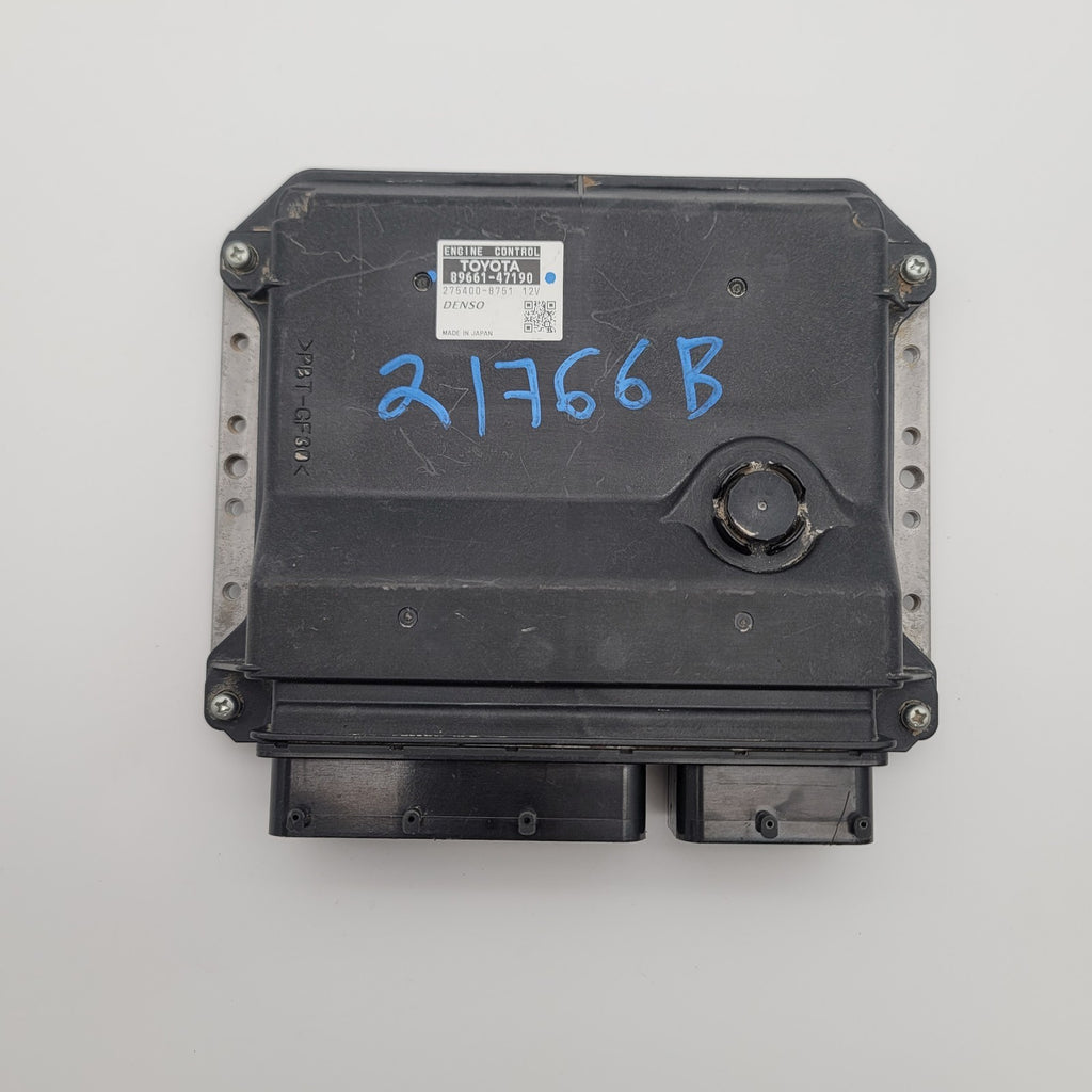 2012 Toyota Prius 1.5 ECM ECU Engine Computer Module 89661-47190 OEM