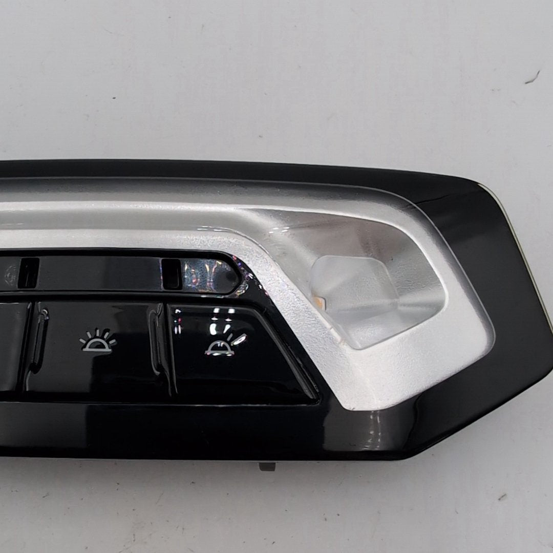 2019 - 2026 BMW X6 G20 G22 G26 G80 G82 Interior Rear Reading Light 7910813
