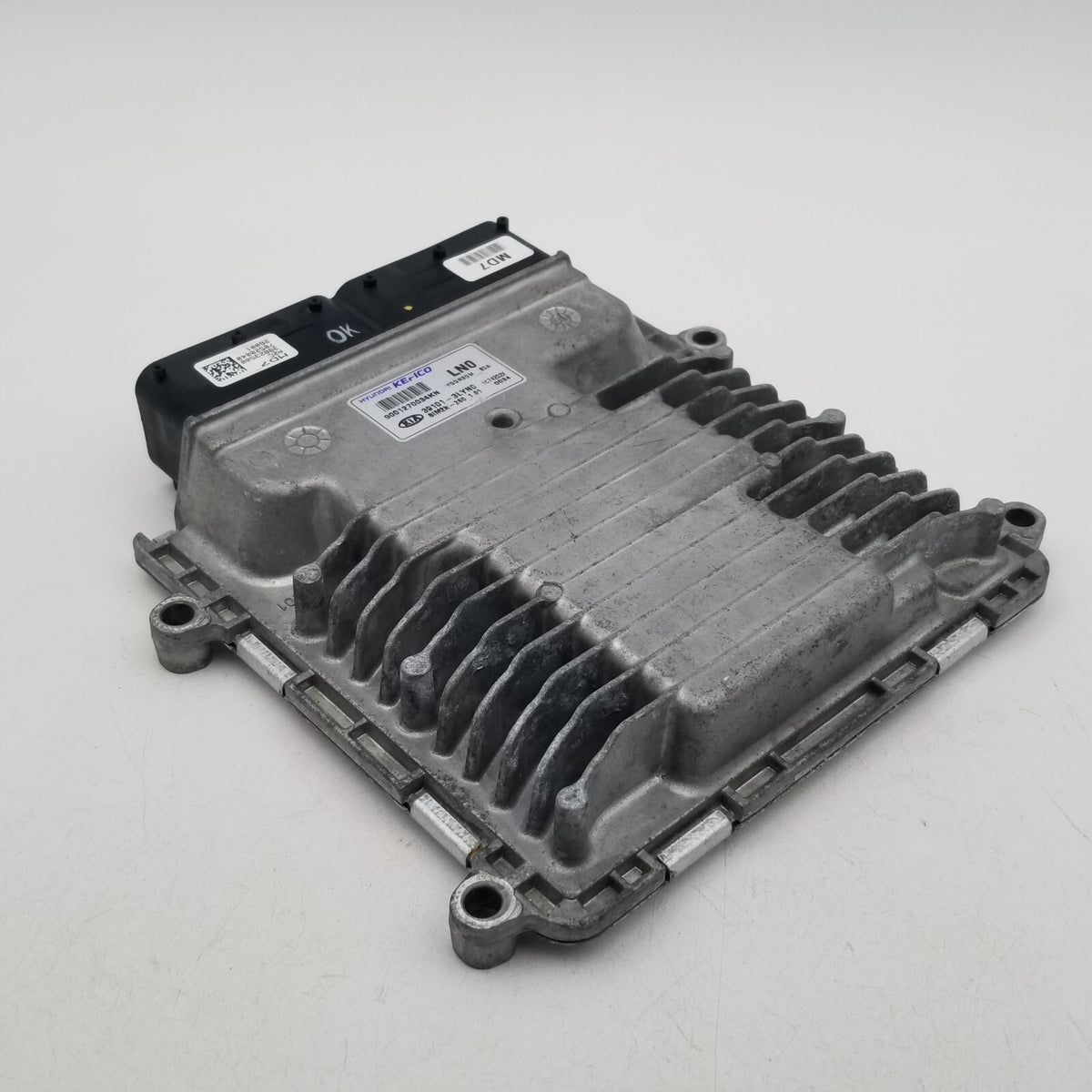 17 18 19 Kia Cadenza 3.3L Engine Computer Control Module ECM ECU OEM 391013LYN0