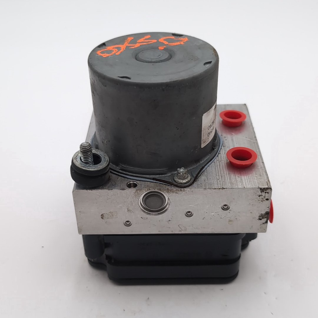 2018 2019 2020 Toyota Camry ABS Anti Lock Brake Pump Control Unit 44540-06290