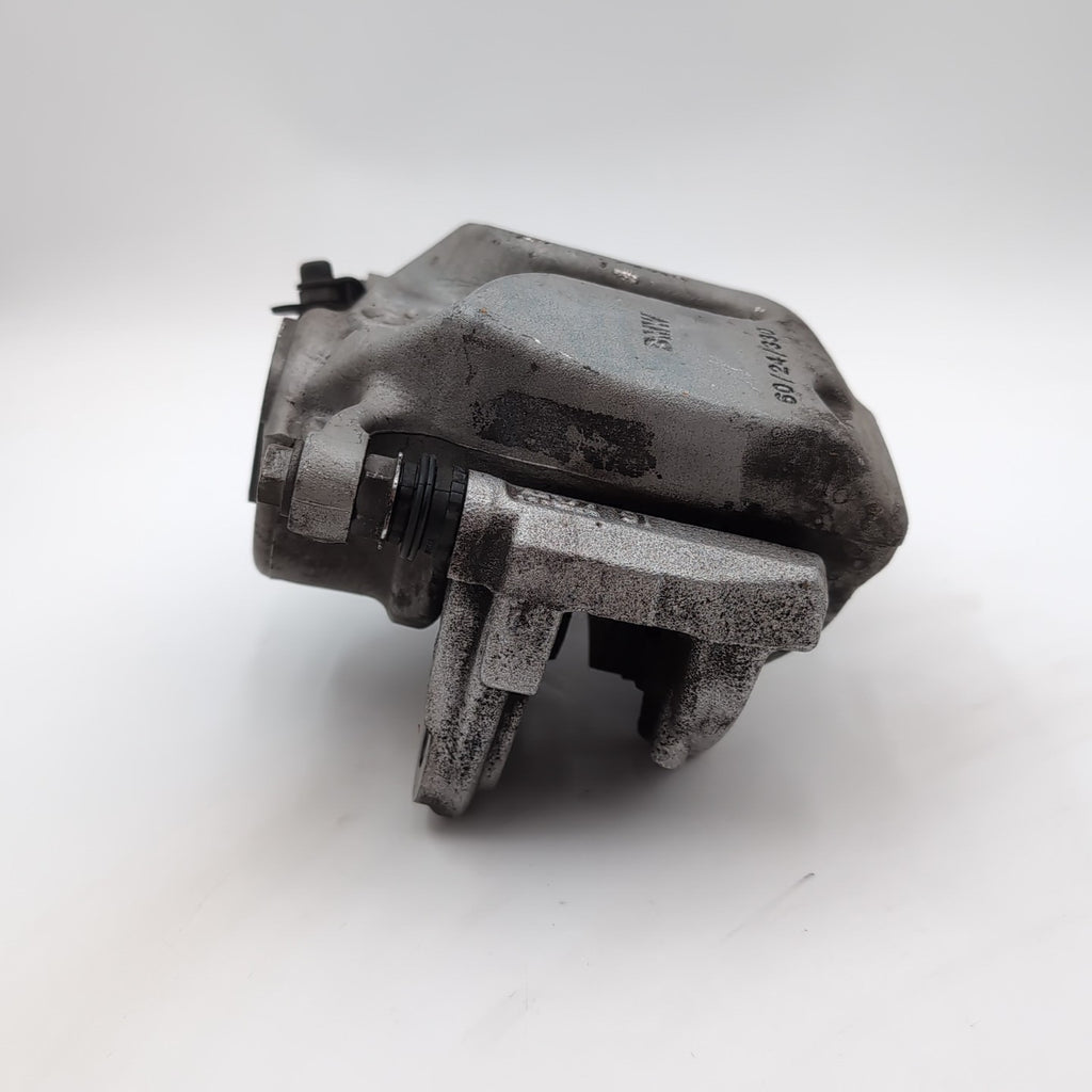 2019 - 2024 BMW G20 G01 330i X3 Front Right Brake Caliper OEM 53390A