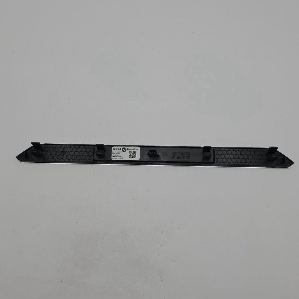 2025 2026 BMW X7 M60i Front Rear Door Sill Scuff Plate 5A60665 8072244 8072243