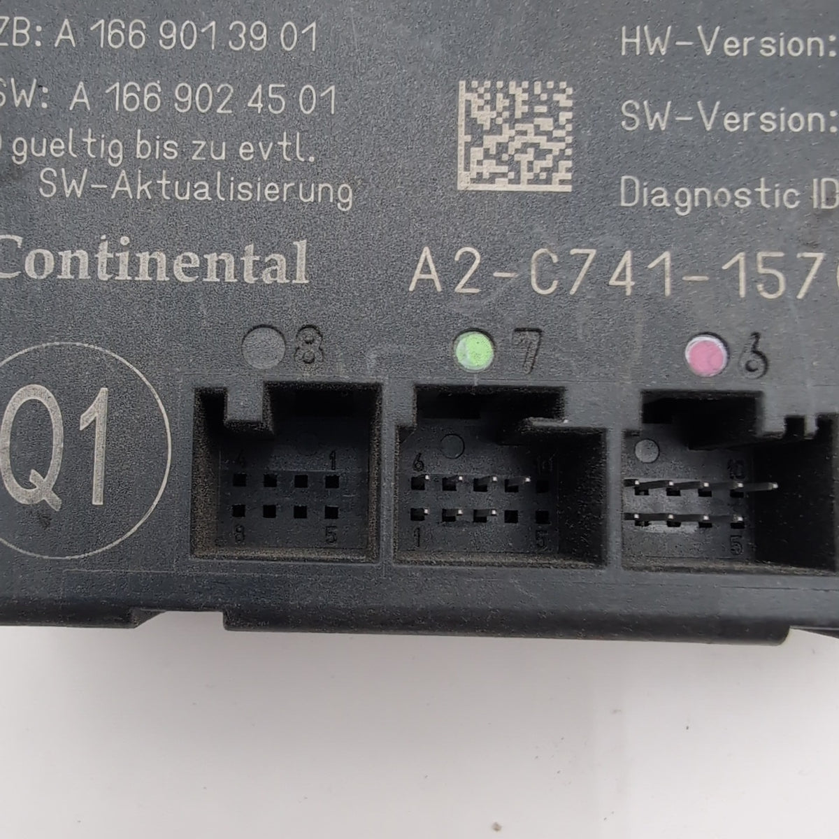 2015 Mercedes GLA250 Front Right Passenger Side Door Control Module A1669004302
