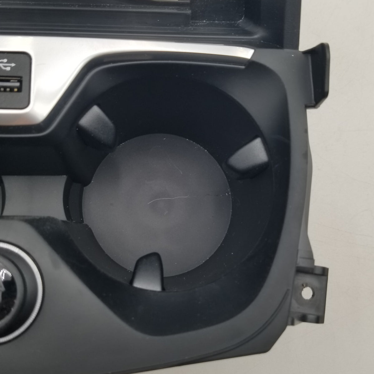 2020- 2024 Bmw F44 2 Series Gc Frotn Center Console Cup Drink Can Holder Tray