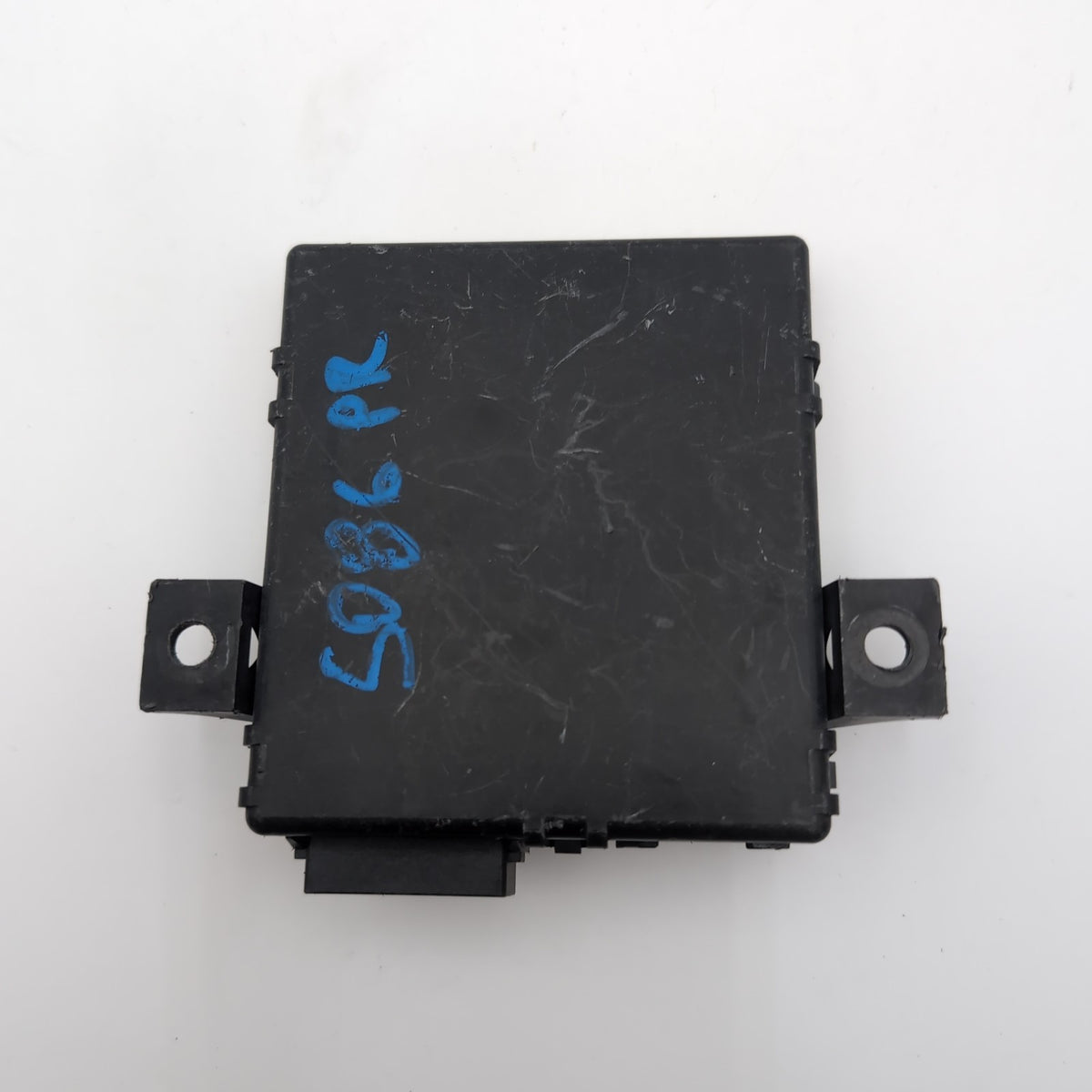 2010 AUDI Q5 A5 S5 INTERFACE GATEWAY CAN-BUS CONTROL MODULE OEM 8T0907468AA