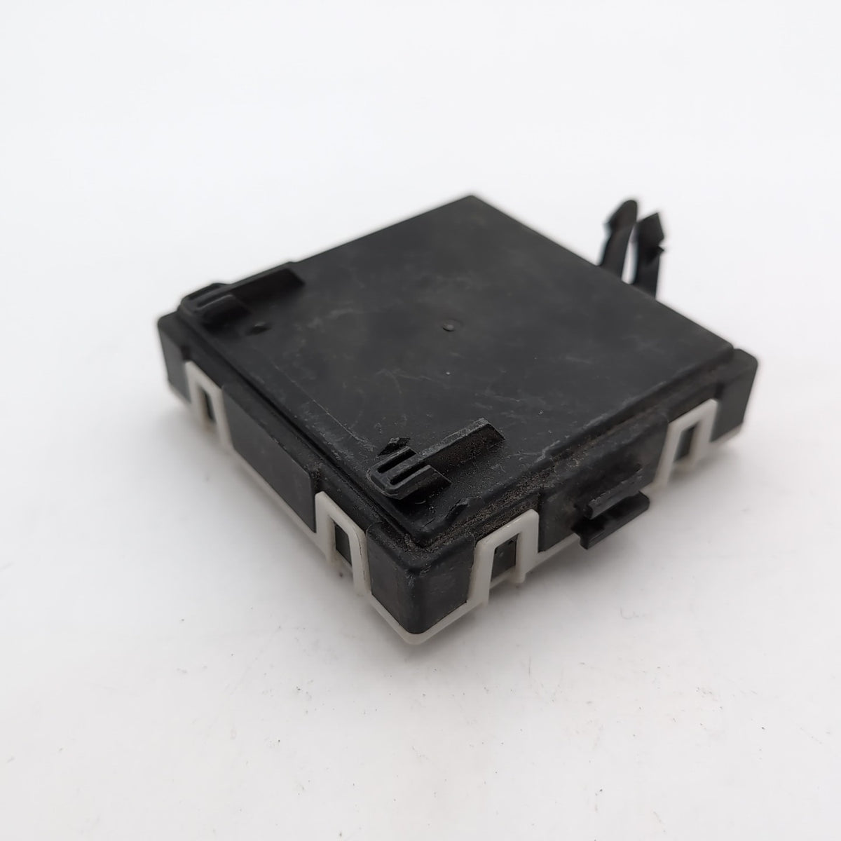 2020- 2023 MERCEDES E350 W213 FRONT LEFT DOOR CONTROL MODULE OEM A1679008311
