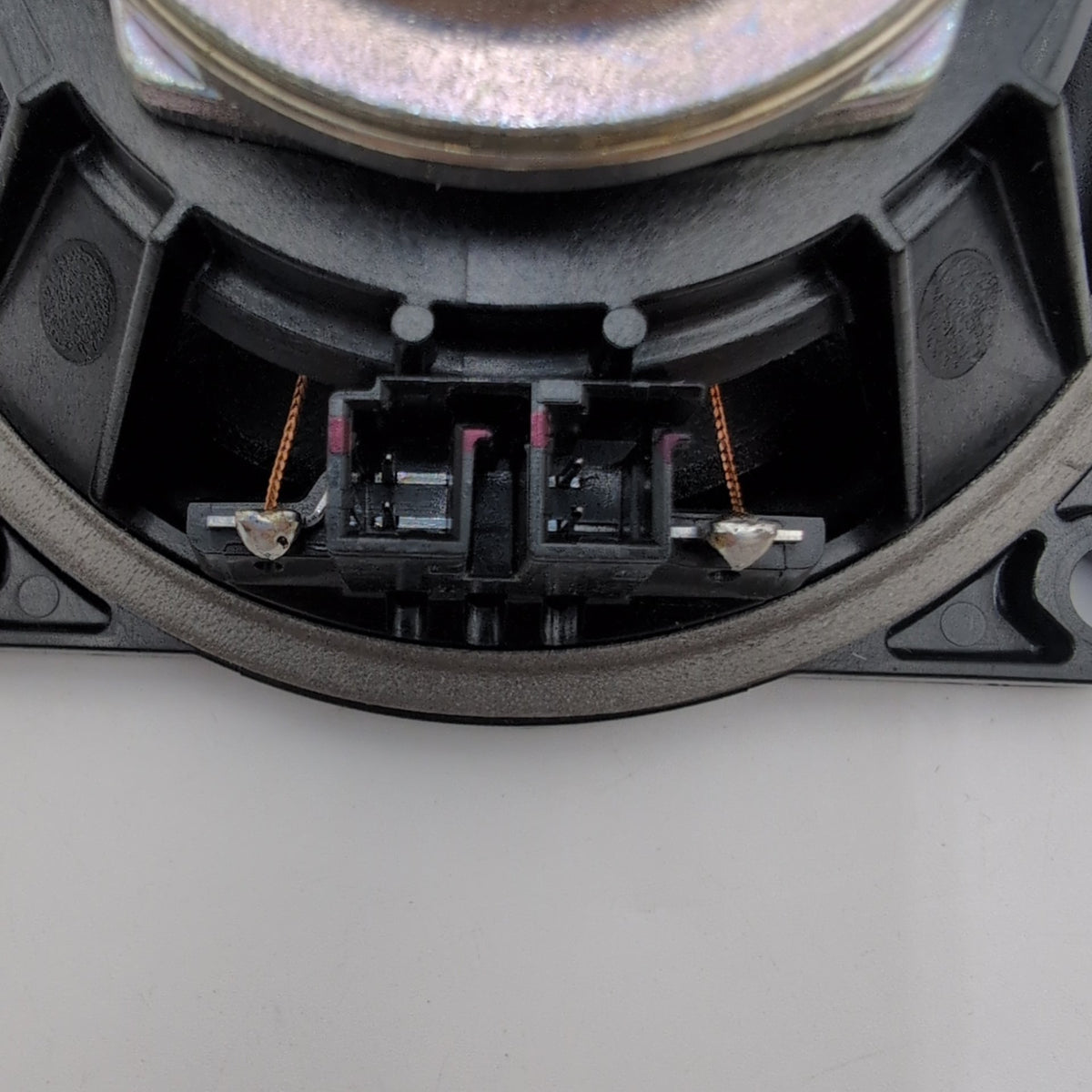 2019 - 2026 BMW G20 G22 G26 G30 X3 X4 X5 M3 M4 Instrument Panel Midrange Speaker