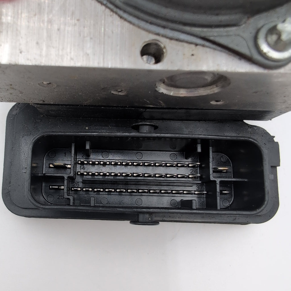 2020 2021 2022 Nissan Murano ABS Anti Lock Brake Pump Control Unit 476609UF0D
