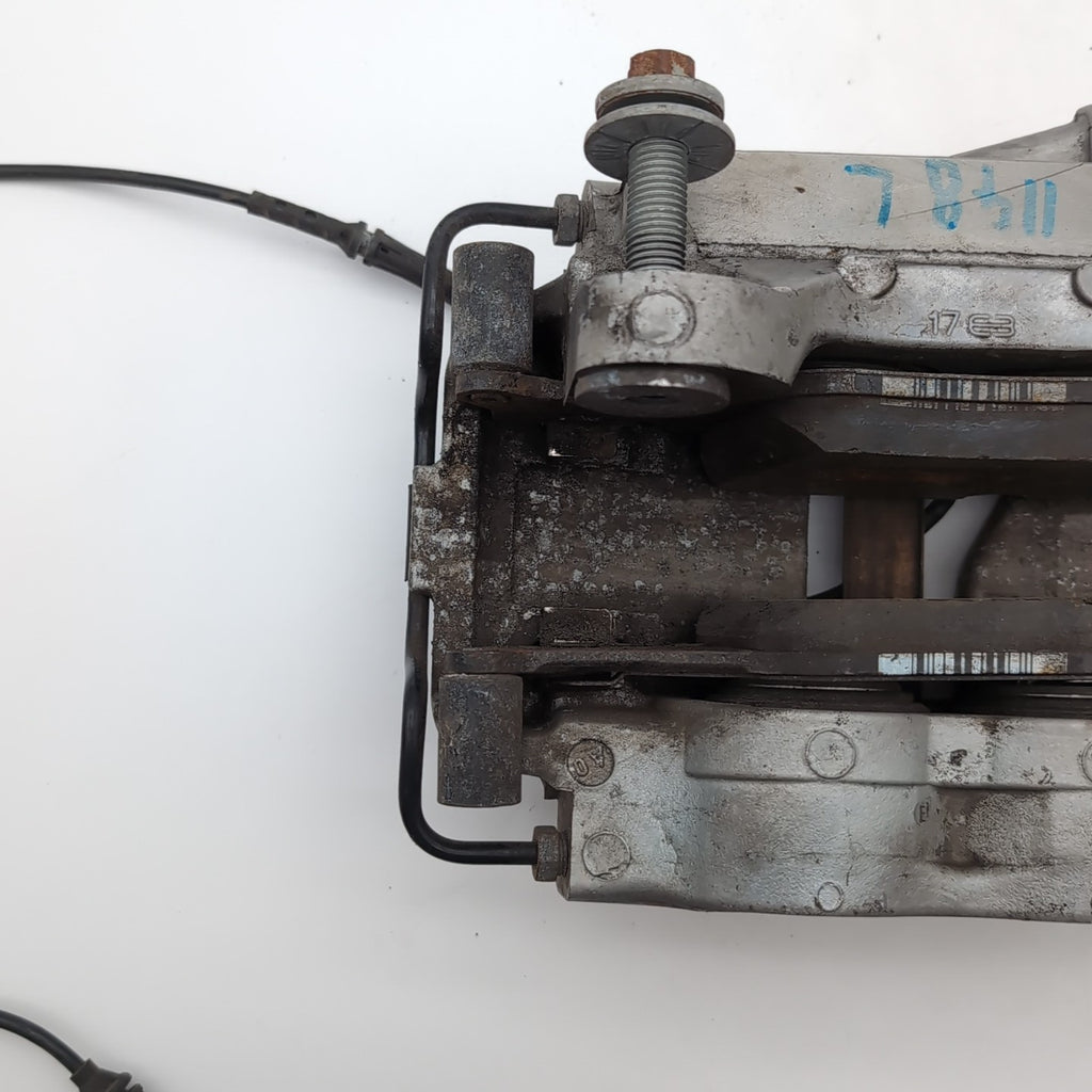 2017 - 2022 BMW 530i 540i G30 FRONT LEFT DRIVER SIDE BRAKE CALIPER OEM 6883735