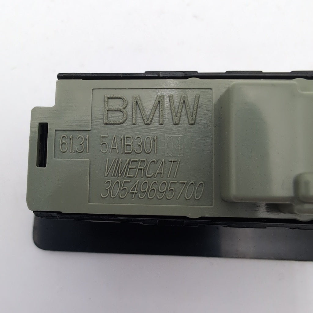 2021 - 2026 BMW 540i 530i i5 G60 M5 X1 X2 X3 Trunk Lid Tailgate Switch Button