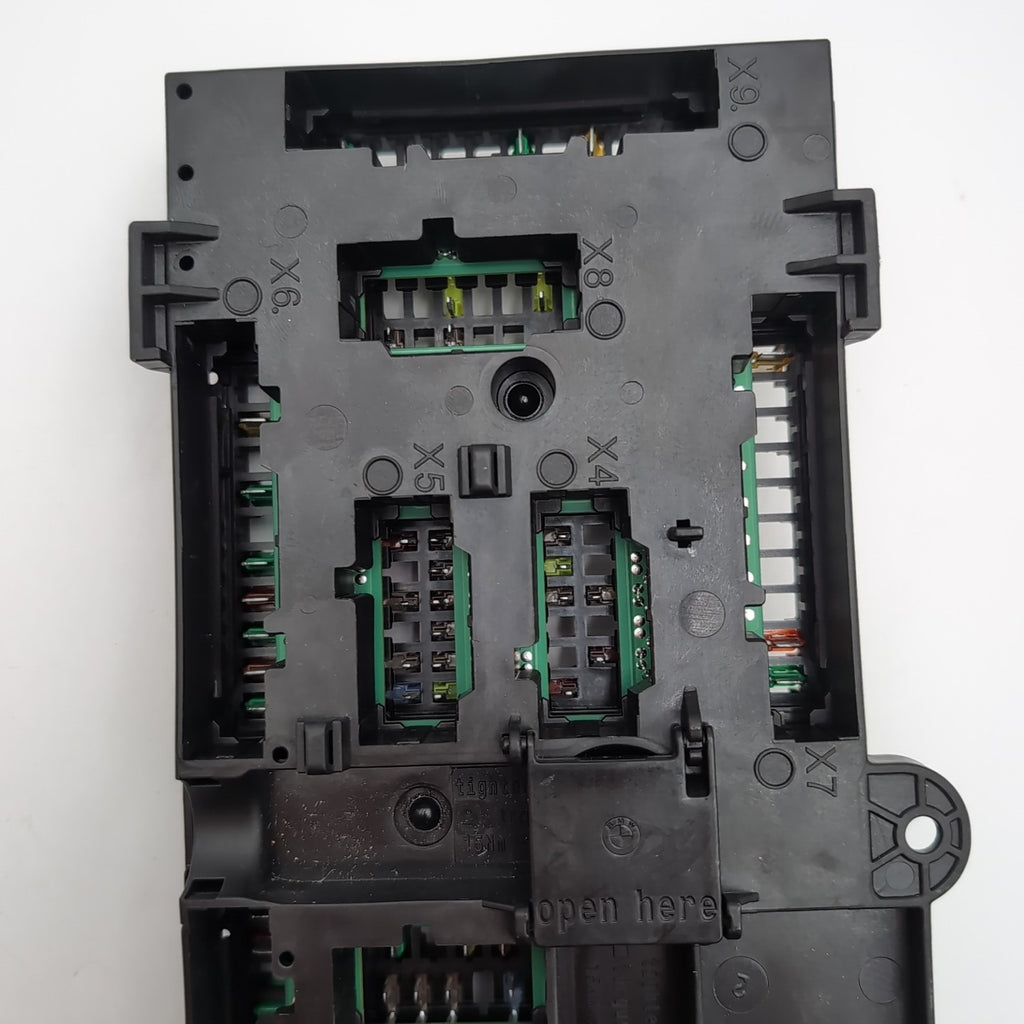 2021 - 25 BMW M2 M3 M4 G80 G82 G83 G87 REAR POWER DISTRIBUTION FUSE BOX 5A4CFB9