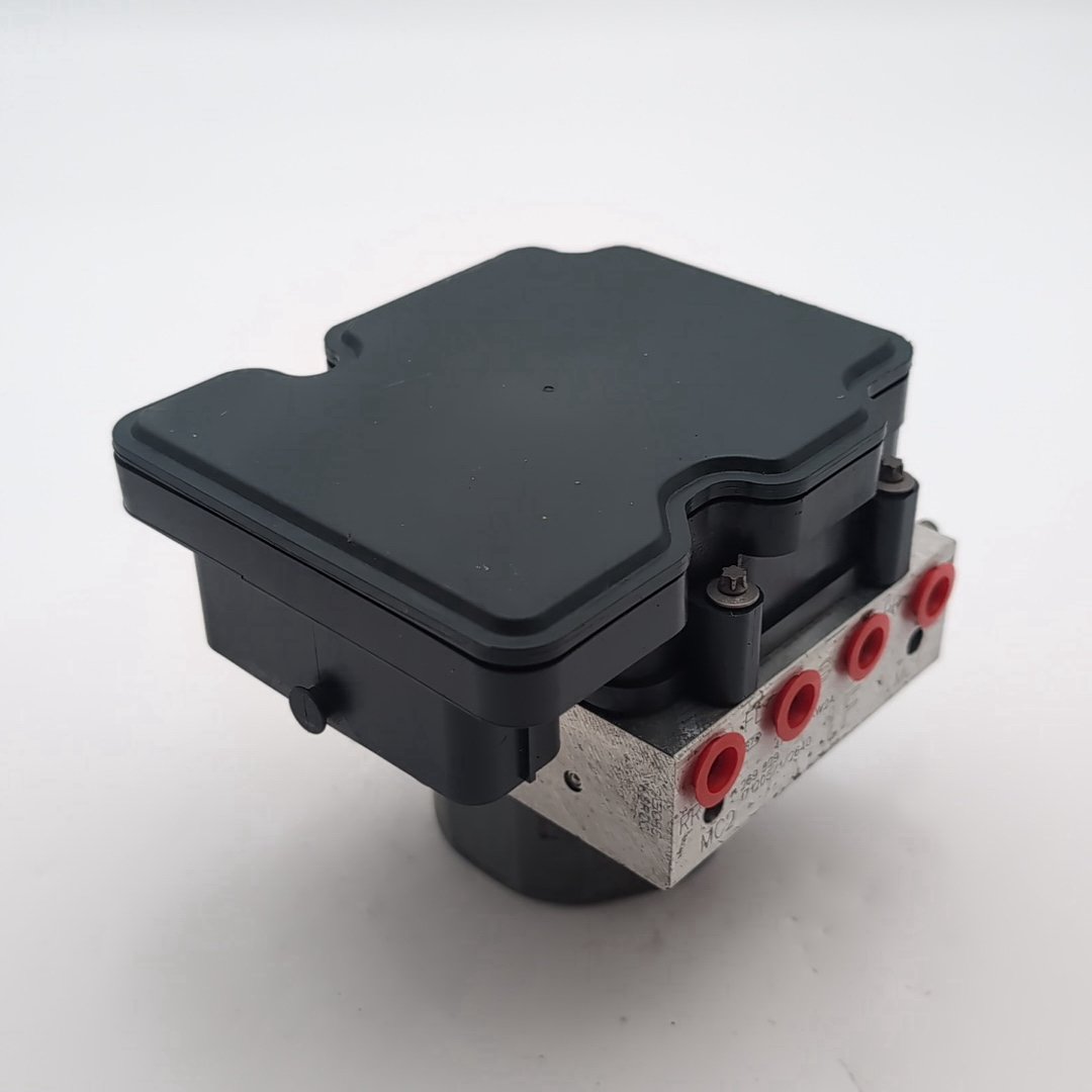 2018 Nissan Rogue 2.5L ABS Anti Lock Brake Pump 476607FW2A