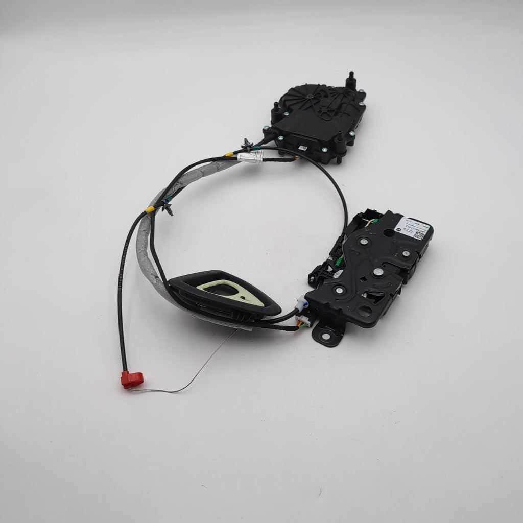2021- 2024 BMW X3 M4 M3 G80 G83 G82 Rear Trunk Lid Actuator Latch Lock Assembly