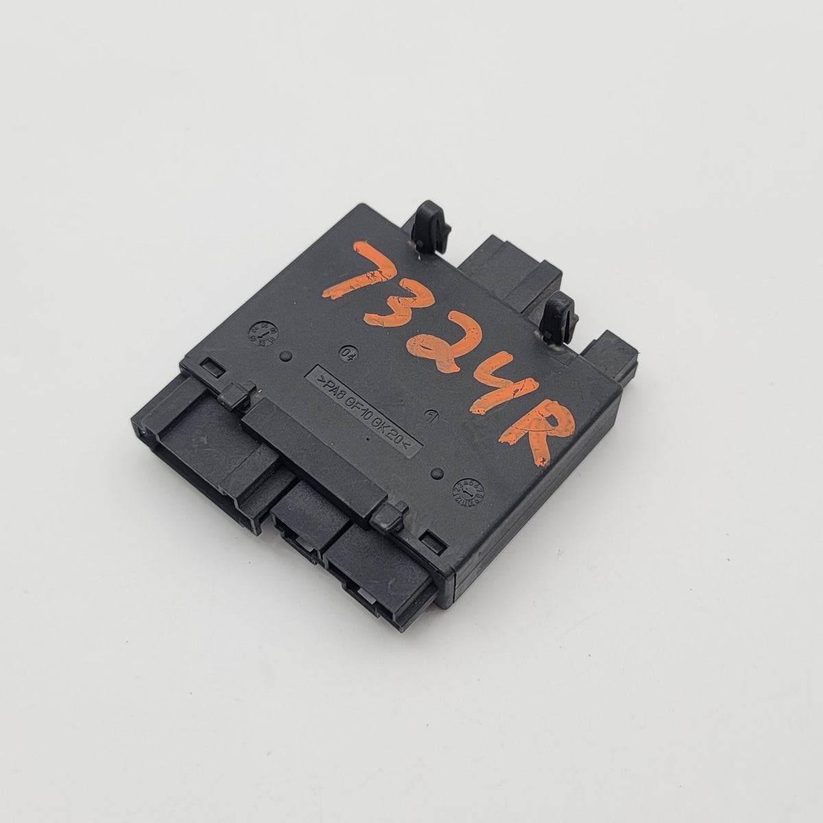 MERCEDES W209 CLK350 CLK550 CLK55 KEYLESS GO CONTROL MODULE OEM 2098202526