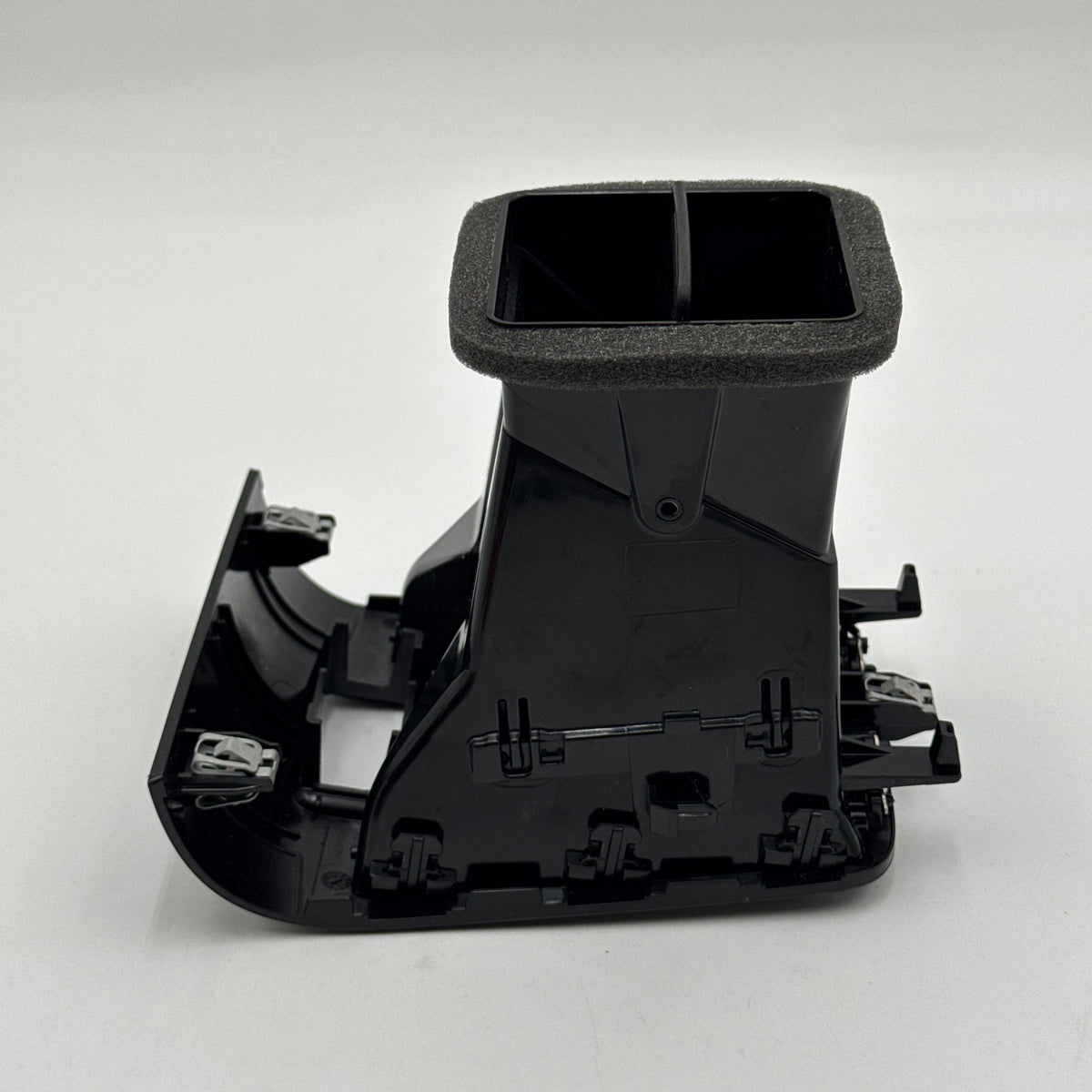 2022 2023 2024 2025 BMW X1 X2 Rear Console AC Heater Air Vent 9473179