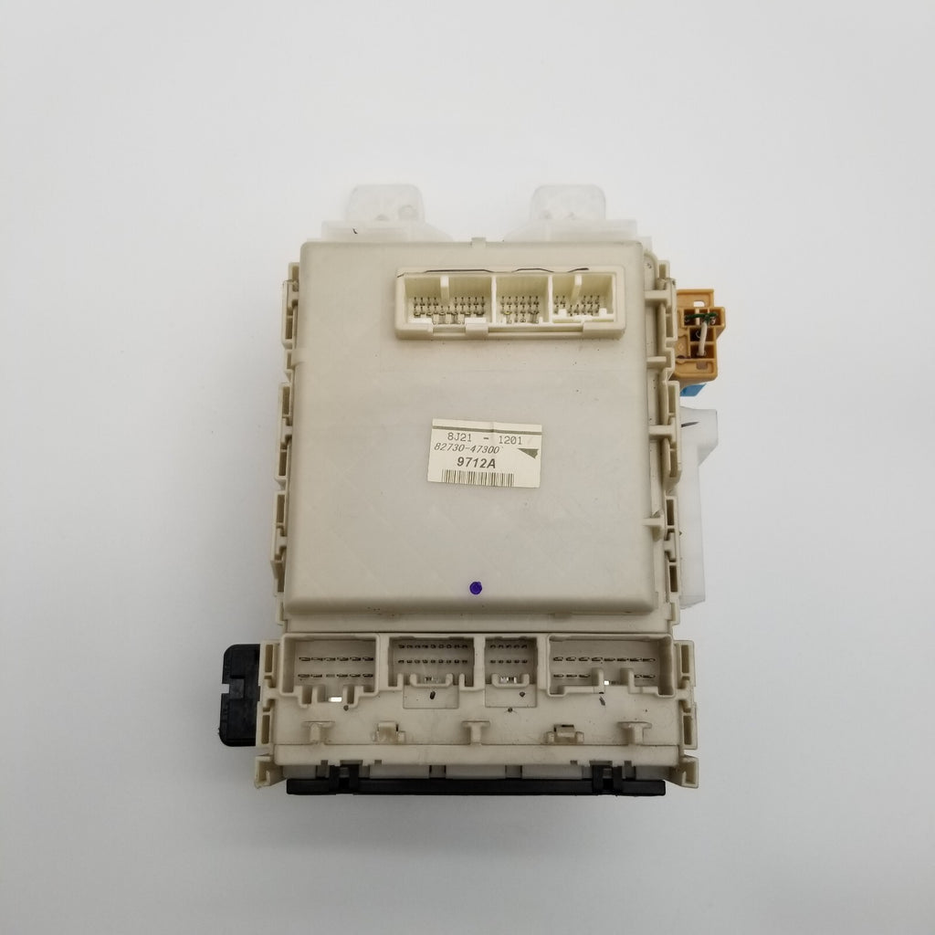 2004- 2009 Fits Toyota Prius Interior Under Dash Relay Fuse Box 82730-47300