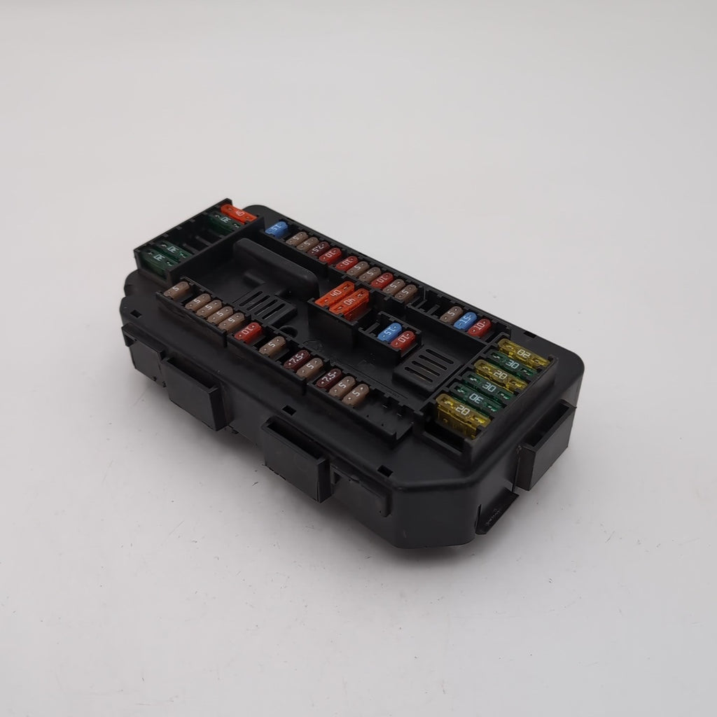 2014 2015 2016 Bmw 428i Fusebox Fuse Box Relay Module 9337879